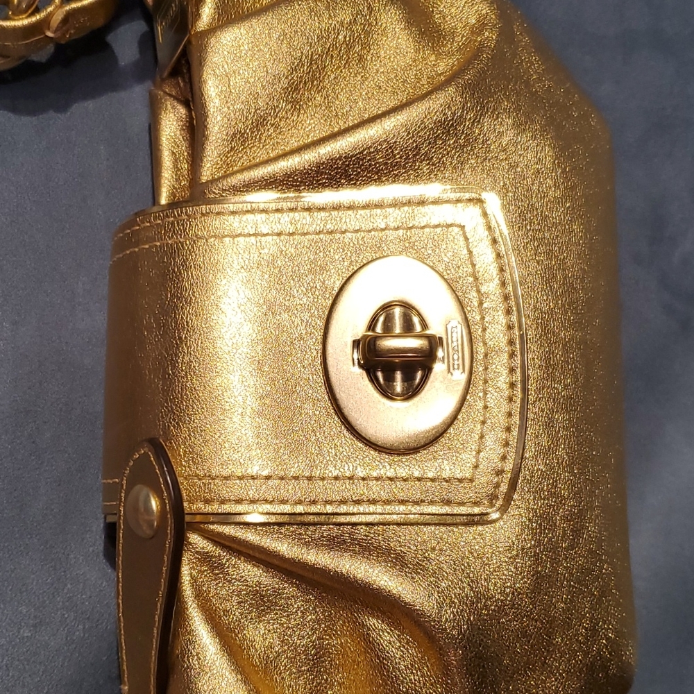 πHPπ RARE Coach Amanda Pippa Leather Gold Purse chain strap - Picture 5 of 17